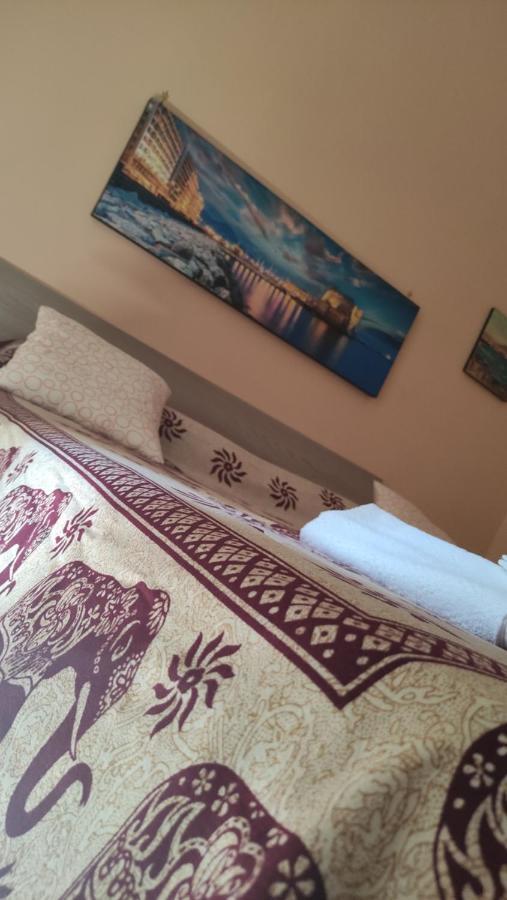 Le Vie Del Centro - B&B Naples Luaran gambar